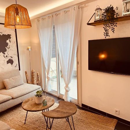 Maison De Village Ecusson - Logement Entier - 160M2 - 4Chambres - Centre Ville - Terrasse - Climatise Ним Екстериор снимка