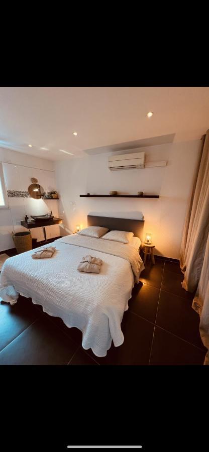 Maison De Village Ecusson - Logement Entier - 160M2 - 4Chambres - Centre Ville - Terrasse - Climatise Ним Екстериор снимка
